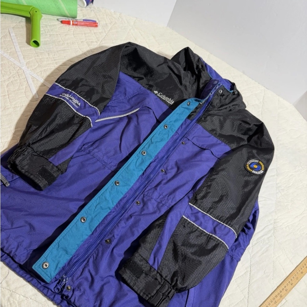 Columbia Men's Black, Purple, and Teal Performance Jacket